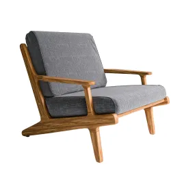 Gloster bay lounge chair